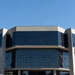 Prédio da Câmara Legislativa do DF em Brasília, simbolizando aprovação de reestruturação do BRB
