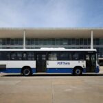 Ônibus do transporte público em Brasília sobre tarifa zero para estudantes da rede pública